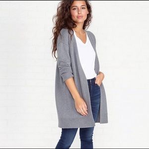 Amour Vert Sarah open gray medium weight cardigan Small/Extra Small